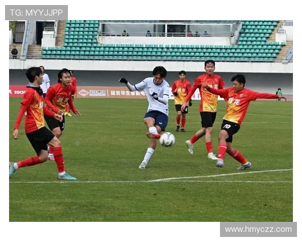 全球足球明星及其代表球队的精彩故事与成就解析 全球足球明星及其代表球队的精彩故事与成就解析