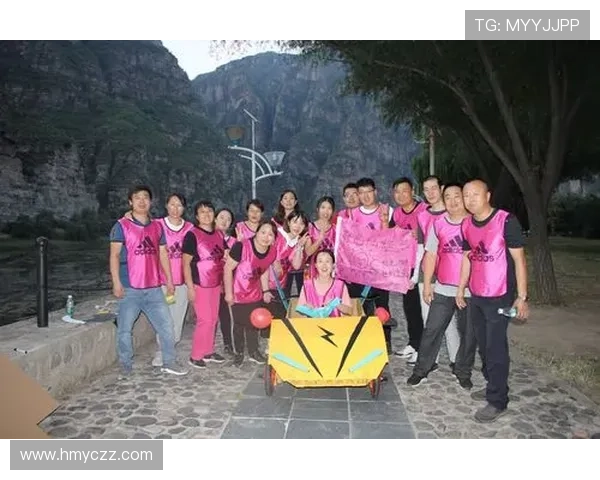 北京乒乓球队在洲际杯中的团队协作表现分析与点评 北京乒乓球队在洲际杯中的团队协作表现分析与点评