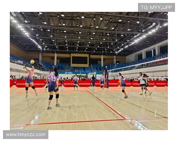 北京排球队以54分领跑世界锦标赛积分榜展现强劲实力 北京排球队以54分领跑世界锦标赛积分榜展现强劲实力