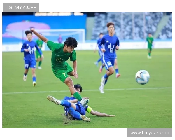 足球明星赛前训练热身揭秘球员如何调整状态迎接激烈比赛 足球明星赛前训练热身揭秘球员如何调整状态迎接激烈比赛