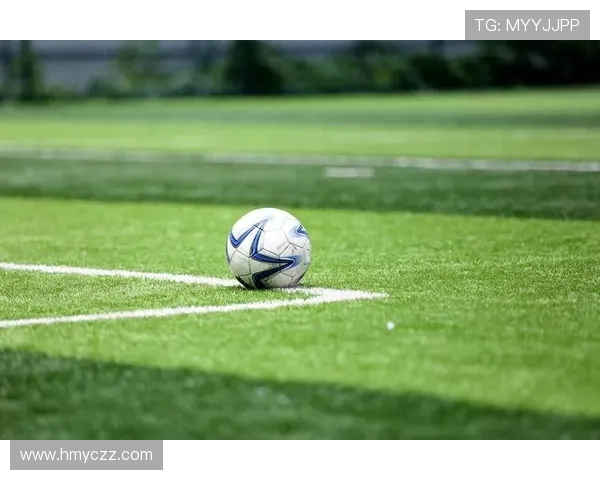 广州足球队团队协作揭秘：如何在绿茵场上实现完美配合与默契合作